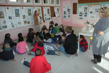Exposition sur les déchets.